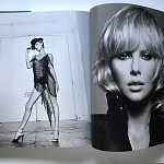 Подарочный Фотоальбом Two Million Miles by Andrew Macpherson варинант исполнения - 8 | Loft Concept в Москве