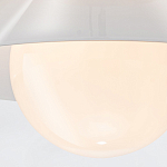 Потолочный светильник в форме конуса с белым шарообразным плафоном Quintiesse варинант исполнения - 3 | Loft Concept в Москве