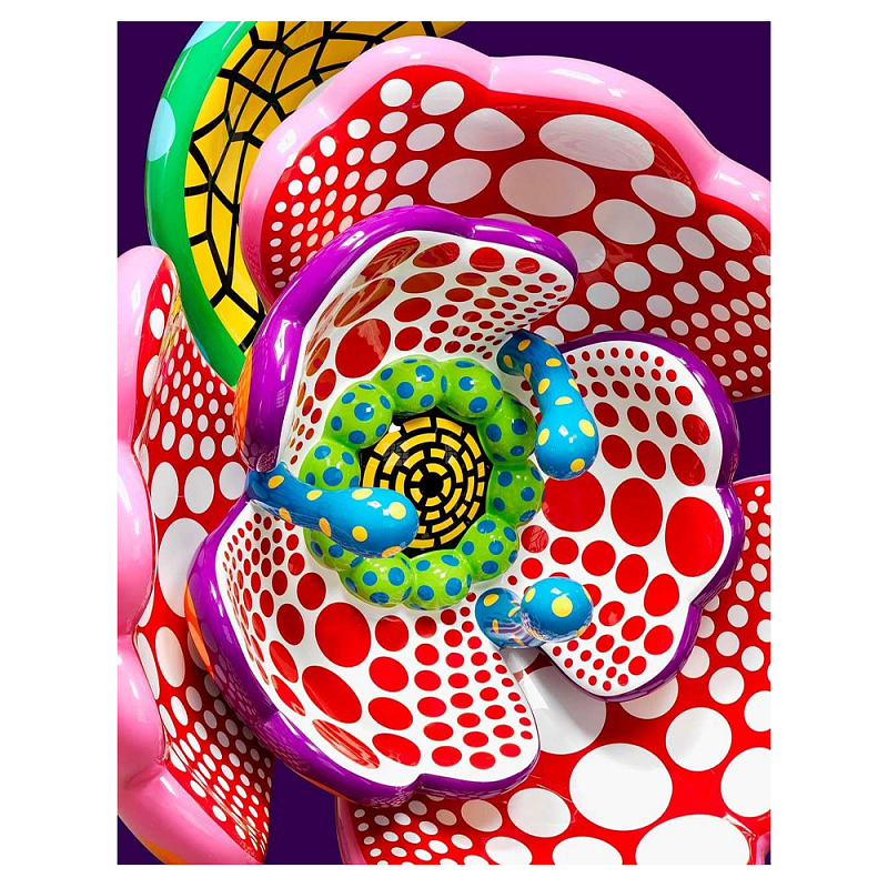 Книга по искусству Yayoi Kusama: I Spend Each Day Embracing Flowers  в Москве | Loft Concept 