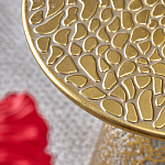 Журнальный столик с конусообразной основой и текстурной поверхностью золотого цвет Ethnic Metal варинант исполнения - 2 | Loft Concept в Москве