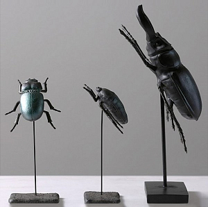 Статуэтка Beetle Family