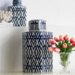 Ваза с крышкой и графическим узором в сине-белых цветах Blue & White Ornament  варинант исполнения - 6 | Loft Concept в Москве