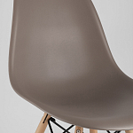 Пластиковый стул на ножках из массива бука Eames Cappuccino варинант исполнения - 7 | Loft Concept в Москве
