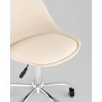 Офисный стул на металлическом основании EGGERY Beige пластик варинант исполнения - 2 | Loft Concept в Москве