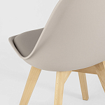 Стул с основой из пластика и мягким сиденьем Arvika Beige варинант исполнения - 6 | Loft Concept в Москве