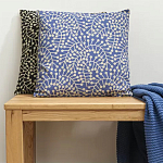 Подушка декоративная фиолетового цвета Blossom Essence Sophie варинант исполнения - 5 | Loft Concept в Москве