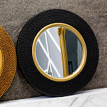 Зеркало в черной фактурной раме с золотым кантом Summon the Light варинант исполнения - 7 | Loft Concept в Москве