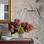 Обои ручная роспись Wild Grasses Special Colourway on Pale Grey dyed silk варинант исполнения - 2 | Loft Concept в Москве