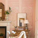 Обои ручная роспись Jharokha Arches Original colourway on pink painted Xuan paper варинант исполнения - 2 | Loft Concept в Москве