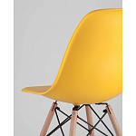 Пластиковый стул на ножках из массива бука Eames Yellow варинант исполнения - 3 | Loft Concept в Москве