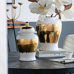 Ваза белая с крышкой и золотистыми фрагментами Chinoiserie Ceramics варинант исполнения - 1 | Loft Concept в Москве