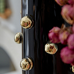 Ваза черная цилиндрическая с глянцевым покрытием и золотыми декоративными элементами Molecule Collection варинант исполнения - 1 | Loft Concept в Москве