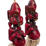 Комплект из 2-х деревянных статуэток Asmat Straw Headdress Statuettes Red варинант исполнения - 3 | Loft Concept в Москве