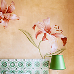 Обои ручная роспись Lilium Special Colourway on yellow painted silk варинант исполнения - 2 | Loft Concept в Москве