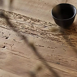 Дизайнерский журнальный стол квадратный с черным трапециевидным основанием Wokab варинант исполнения - 4 | Loft Concept в Москве