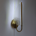 Бра с изогнутым рельефным плафоном Textured Glass варинант исполнения - 2 | Loft Concept в Москве