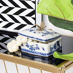 Фарфоровая шкатулка с бронзовой стрекозой Blue and White варинант исполнения - 8 | Loft Concept в Москве